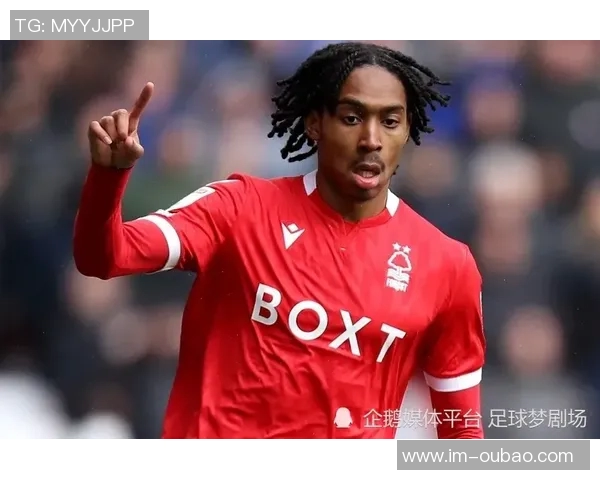 法兰克福和英超多队关注巴黎17岁小将扬吉尔的转会动态